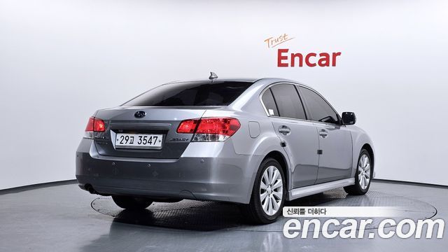 Subaru Legacy 2.5i Special Edition — пробег 269 888 км — фото 2 из 5