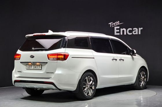Kia Carnival 7-seater Limousine President — пробег 98 178 км — фото 2 из 5