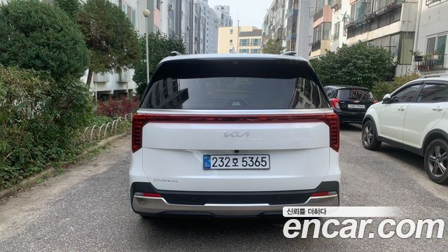 Kia Carnival Gasoline 9-Seater Signature — пробег 9 200 км — фото 4 из 5