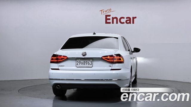 Volkswagen Passat из Кореи Encar