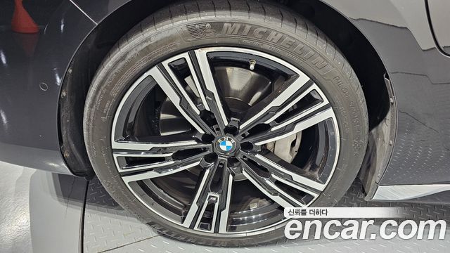 BMW 7-Series 750e xDrive M Sport — пробег 68 952 км — фото 5 из 5
