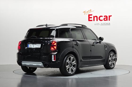 Mini Countryman ALL4 Classic Launch Pack 2nd — пробег 22 317 км — фото 2 из 5