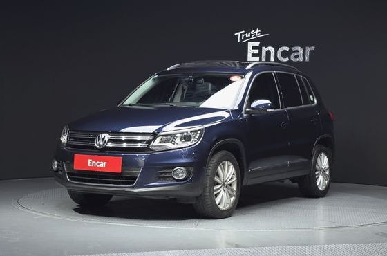 Volkswagen Tiguan 2.0 TDI Premium 5N — пробег 61 043 км — фото 1 из 5