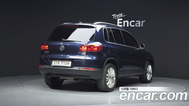 Volkswagen Tiguan из Кореи Encar
