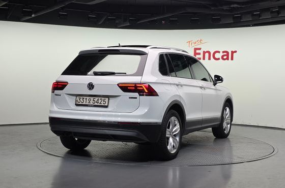 Volkswagen Tiguan 2.0 TDI 4Motion Prestige — пробег 215 166 км — фото 2 из 5