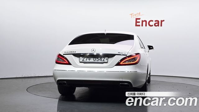 Mercedes-Benz CLS-Class из Кореи Encar