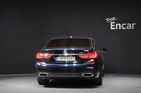 BMW 7-Series 740Li xDrive M Sport Package — пробег 131 385 км — фото 4 из 5