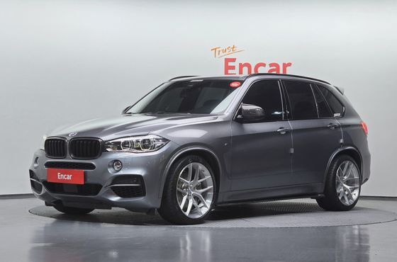 BMW X5 xDrive M50d — пробег 121 828 км — фото 1 из 5