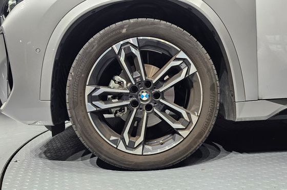 BMW X1 xDrive 20i M Sport — пробег 19 254 км — фото 5 из 5