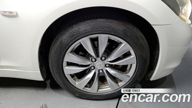 Infiniti M из Кореи Encar