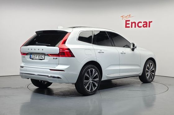 Volvo XC60 B6 Inscirtion — пробег 62 128 км — фото 2 из 5