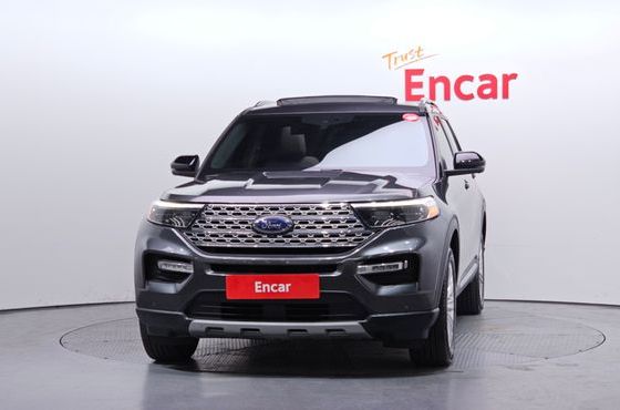Ford Explorer 2.3 LimIted 4WD — пробег 29 580 км — фото 3 из 5