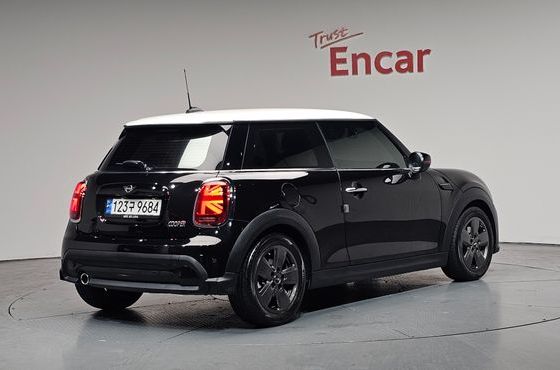 Mini Cooper Classic Third Generation — пробег 42 361 км — фото 2 из 5