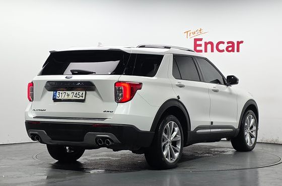 Ford Explorer 3.0 Platinum 4WD — пробег 79 254 км — фото 2 из 5