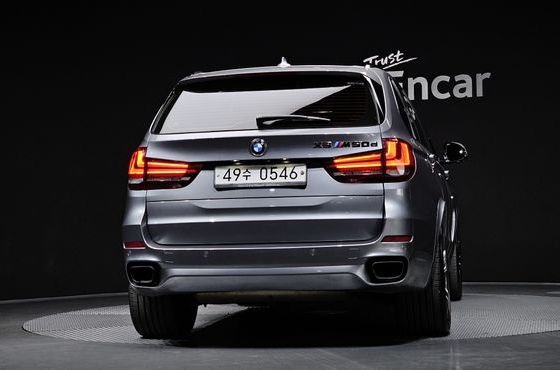 BMW X5 xDrive M50d — пробег 80 298 км — фото 4 из 5