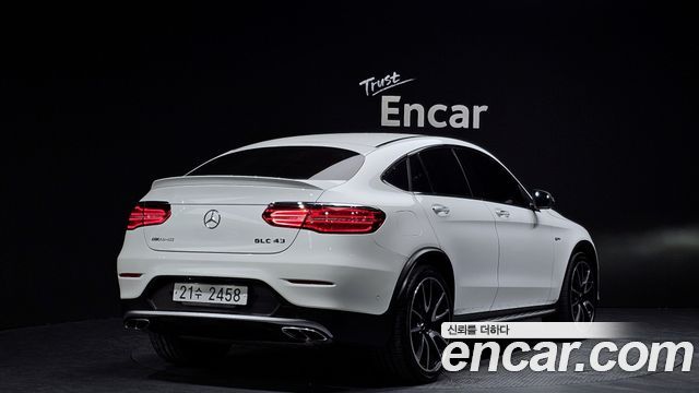 Mercedes-Benz GLC-Class AMG GLC43 4MATIC Coupe — пробег 64 175 км — фото 2 из 5