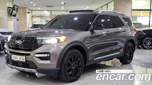 Ford Explorer 2.3 LimIted 4WD — пробег 57 138 км — фото 1 из 5