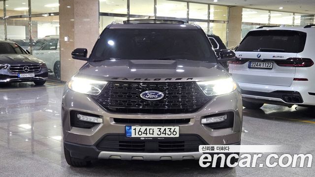 Ford Explorer 2.3 LimIted 4WD — пробег 57 138 км — фото 2 из 5