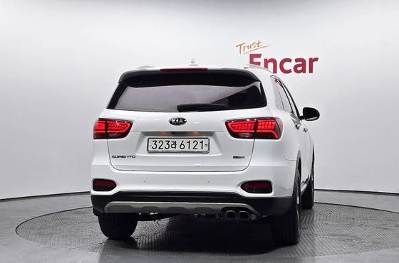 Kia Sorento Diesel 2.0 2WD Prestige — пробег 155 708 км — фото 4 из 5