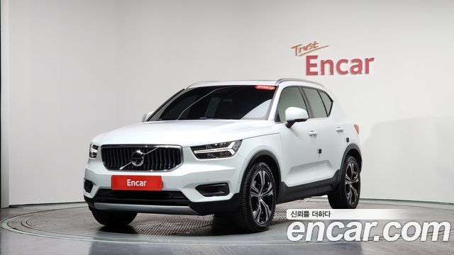 Volvo XC40 B4 Inscription — пробег 102 989 км — фото 1 из 5