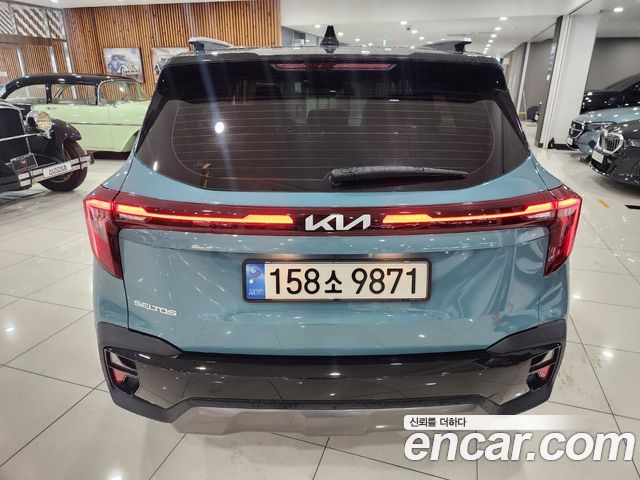 Kia Seltos из Кореи Encar