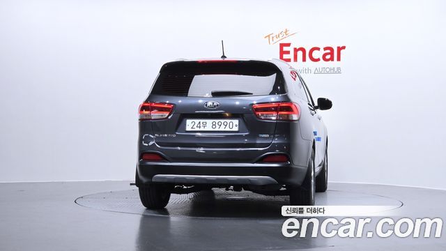 Kia Sorento Diesel 2.0 2WD Prestige — пробег 212 645 км — фото 4 из 5