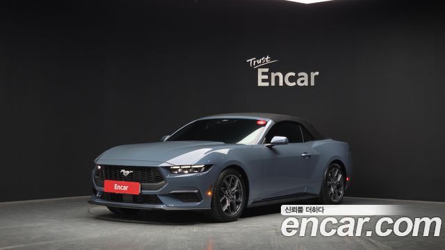 Ford Mustang 2.3 Ecoboost Premium Convertible — пробег 6 101 км — фото 1 из 5