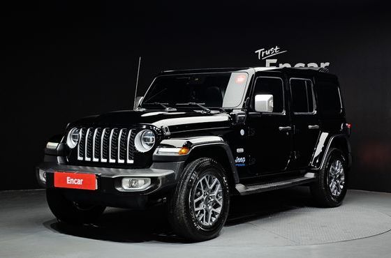 Jeep Wrangler 2.0 Overland Power Top 4Door 4xe — пробег 67 521 км — фото 1 из 5