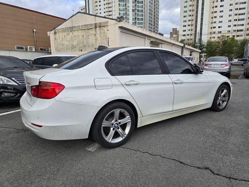 BMW 3-Series 320i — пробег 164 000 км — фото 2 из 5