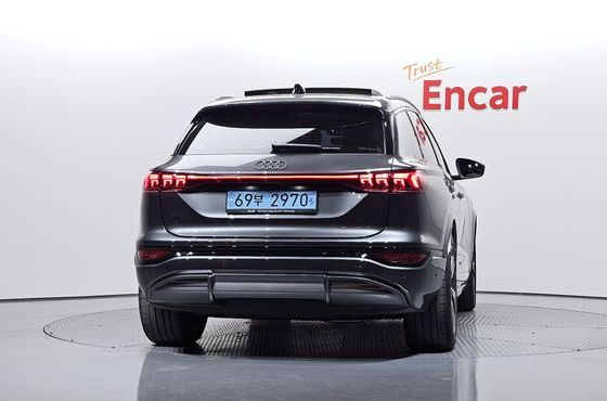 Audi Q6 e-tron Performance Premium — пробег 16 048 км — фото 4 из 5