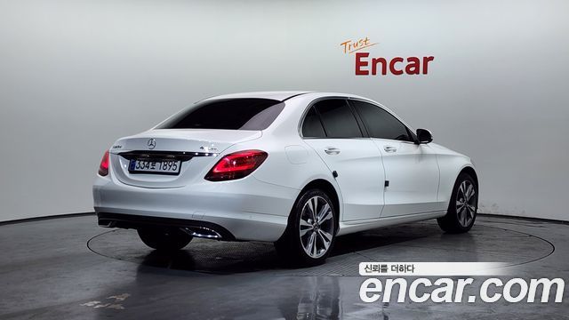 Mercedes-Benz C-Class из Кореи Encar