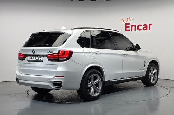 BMW X5 xDrive 30d M Sport package — пробег 90 656 км — фото 2 из 5