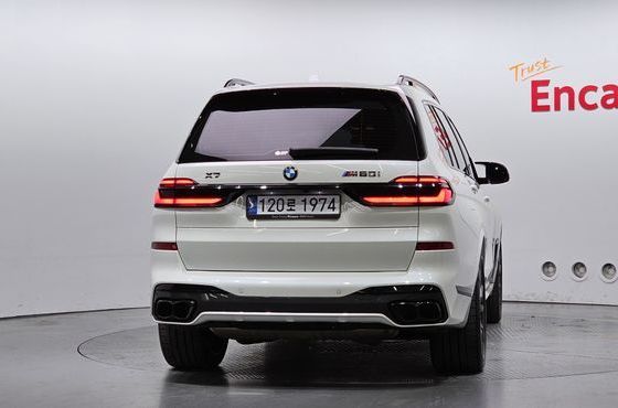 BMW X7 M60i xDrive M sport 6STR — пробег 27 813 км — фото 4 из 5