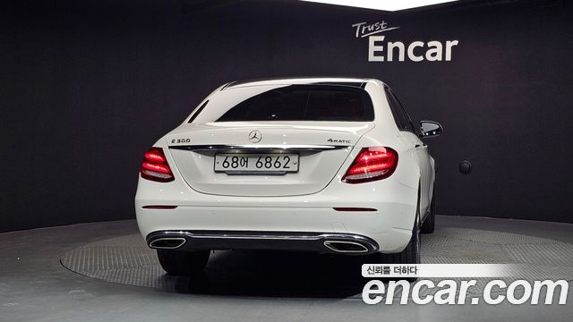 Mercedes-Benz E-Class E300 4MATIC Avnatgarde — пробег 104 412 км — фото 4 из 5