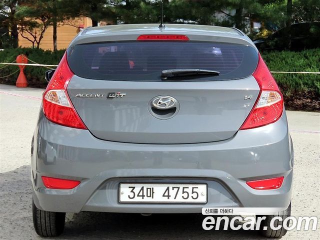 Hyundai Accent из Кореи Encar