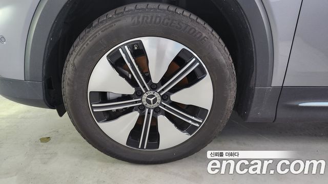 Mercedes-Benz EQB из Кореи Encar