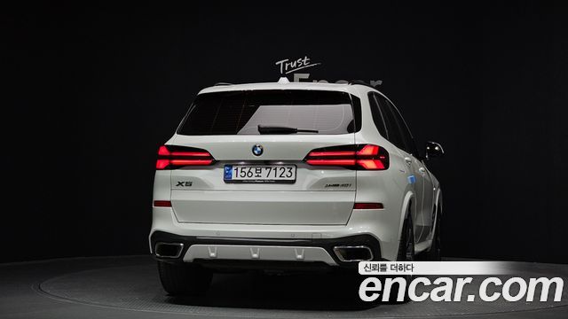 BMW X5 xDrive 40i M Sport — пробег 37 951 км — фото 4 из 5