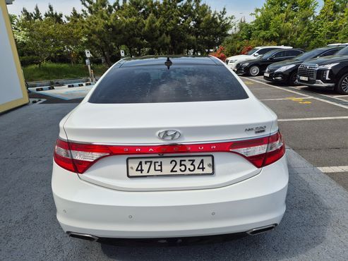 Hyundai Grandeur HG220 Diesel Premium — пробег 96 521 км — фото 5 из 5