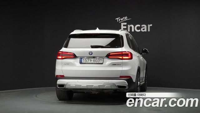 BMW X5 xDrive 45e xLine — пробег 86 742 км — фото 4 из 5