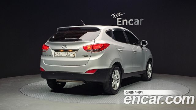 Hyundai Tucson Diesel 2WD X20 Deluxe — пробег 361 159 км — фото 2 из 5