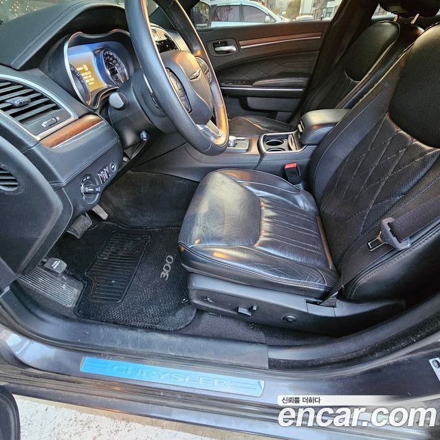 Chrysler 300C из Кореи Encar