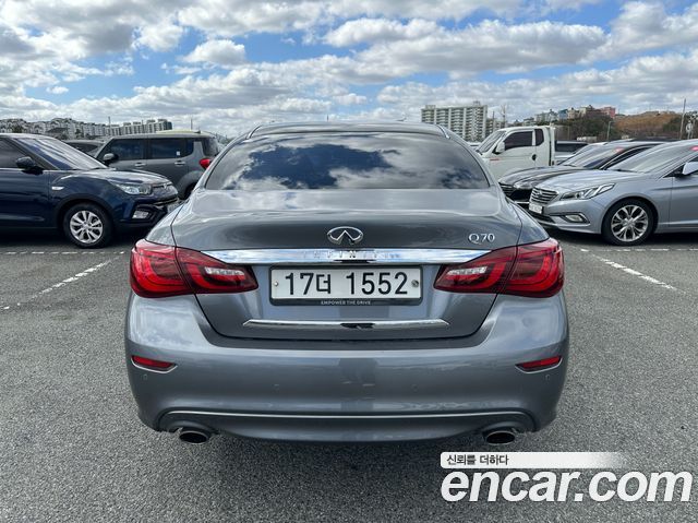 Infiniti Q70 из Кореи Encar