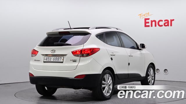 Hyundai Tucson Diesel 2WD LX20 Smart-Pack — пробег 270 943 км — фото 2 из 5