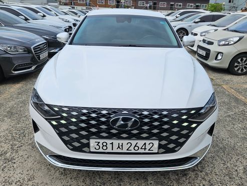 Hyundai Grandeur 2.5 Premium — пробег 115 361 км — фото 1 из 5