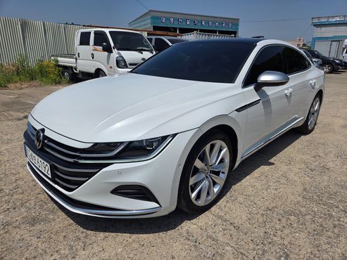 Volkswagen Arteon 2.0 TDI Prestige — пробег 33 657 км — фото 1 из 5