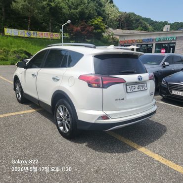 Toyota RAV4 2.5 4WD Hybrid 4th — пробег 85 525 км — фото 2 из 5