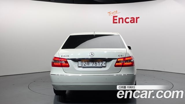 Mercedes-Benz E-Class из Кореи Encar