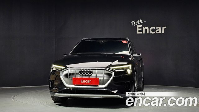 Audi e-tron из Кореи Encar