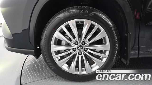 Toyota Highlander из Кореи Encar