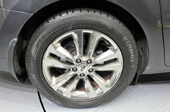 Kia Carnival 9-Seater Noblesse Special — пробег 117 931 км — фото 5 из 5